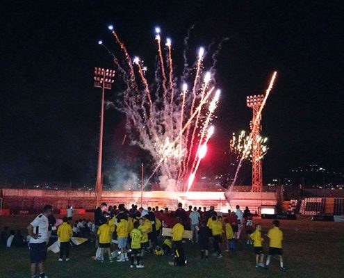 La serata si conclude con uno spettacolo pirotecnico